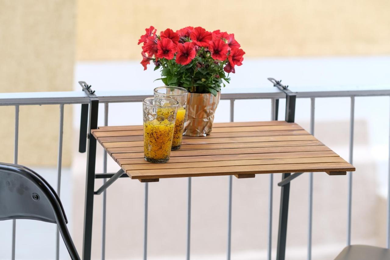 אתונה Sokos Residence, 3' Walk From Neos Kosmos Metro מראה חיצוני תמונה